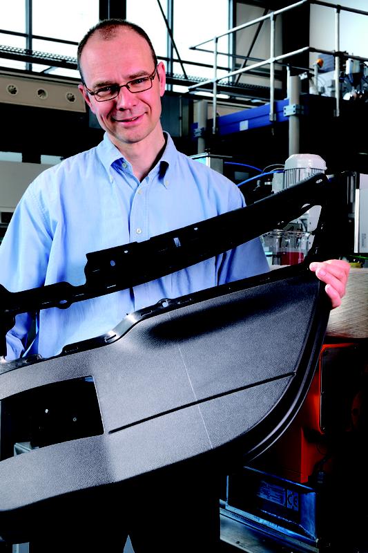 Prof. Dr. Johannes Ganster hält seine Antrittsvorlesung an der BTU Cottbus-Senftenberg im Fachgebiet Biopolymere und Kunststoffverarbeitung