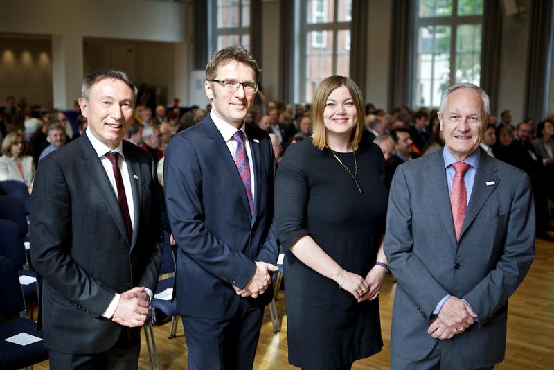 (v. l) Prof. Dr. Claus-Dieter Wacker, Prof. Dr. Micha Teuscher, Katharina Fegebank, Prof. Dr.-Ing. Eckart Kottkamp