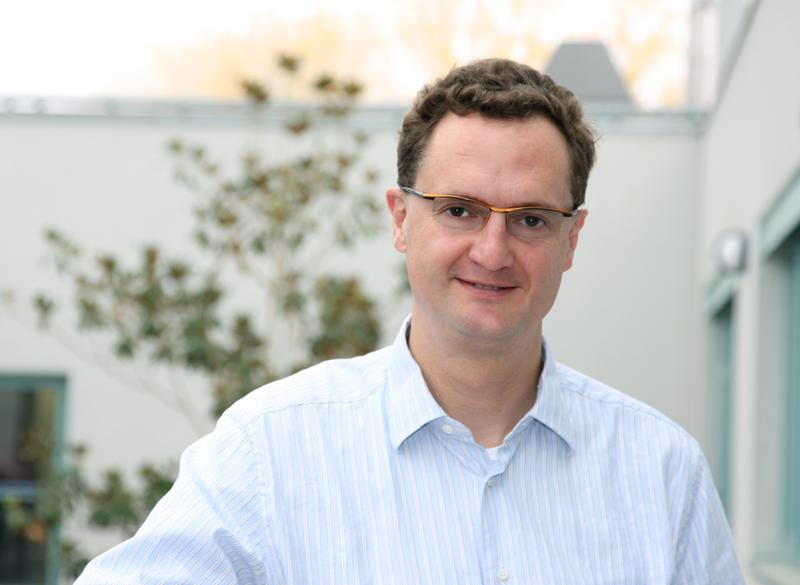 Professor Dr. Peter Oefner