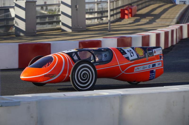 Das Fahrzeug NEMO des studentischen Teams High Efficiency der Hochschule Karlsruhe während des diesjährigen Shell Eco-marathons in London