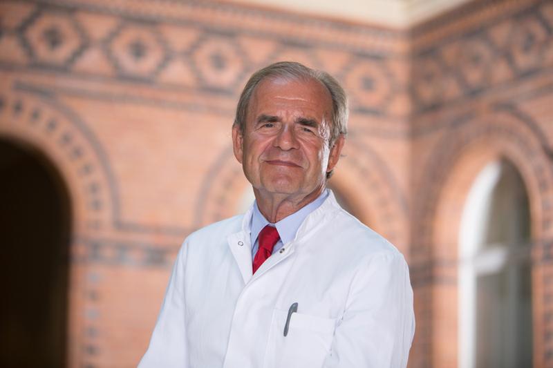 Prof. Dr. med. Thomas Meinertz, Vorstandsvorsitzender der Deutschen Herzstiftung und Kardiologe.