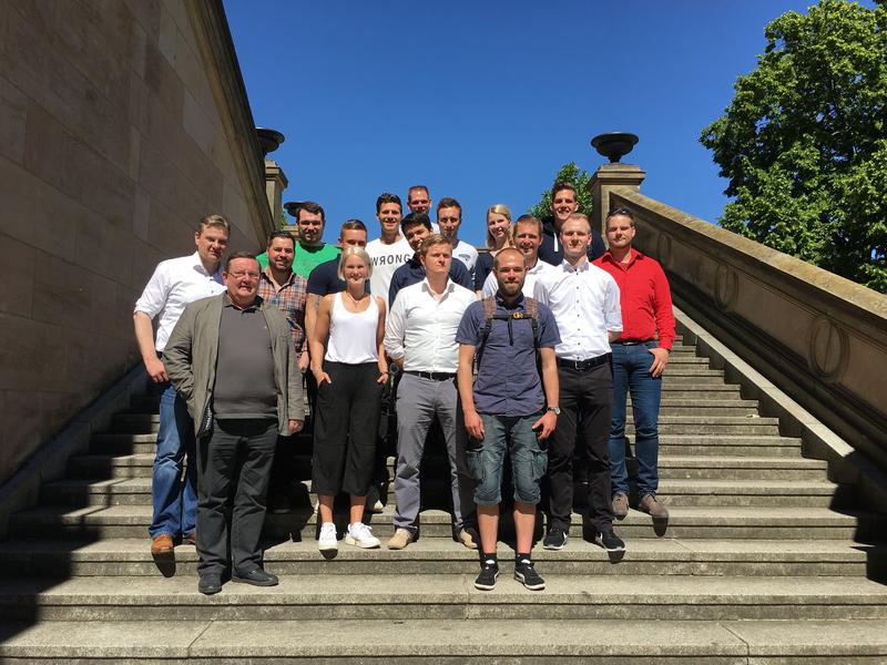 Dr. Daniel Zerbin mit Studierenden des 6. Semesters "Sicherheitsmanagement" in Berlin