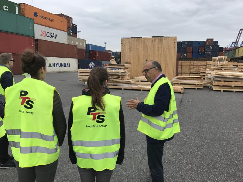 NBS-Studierende bei der PTL Logistics Group