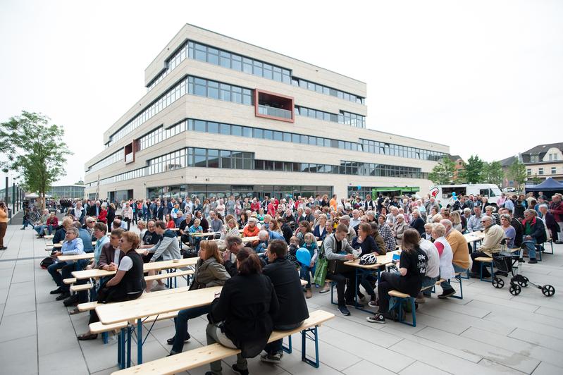 Rund 25.000 Besucher genossen im letzten Jahr das HRW Campusfest anlässlich der Eröffnung des Hochschulneubaus in Mülheim an der Ruhr