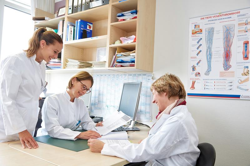 Die Patienten werden im GZR interdisziplinär in speziellen Sprechstunden betreut.