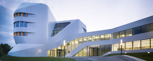 The Center for Virtual Engineering ZVE, Headquarters of the Fraunhofer IAO, founding member of the new group. 