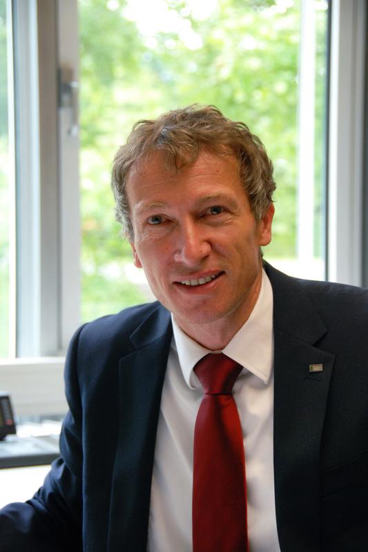 Prorektor Professor Dr. Hanno Weber