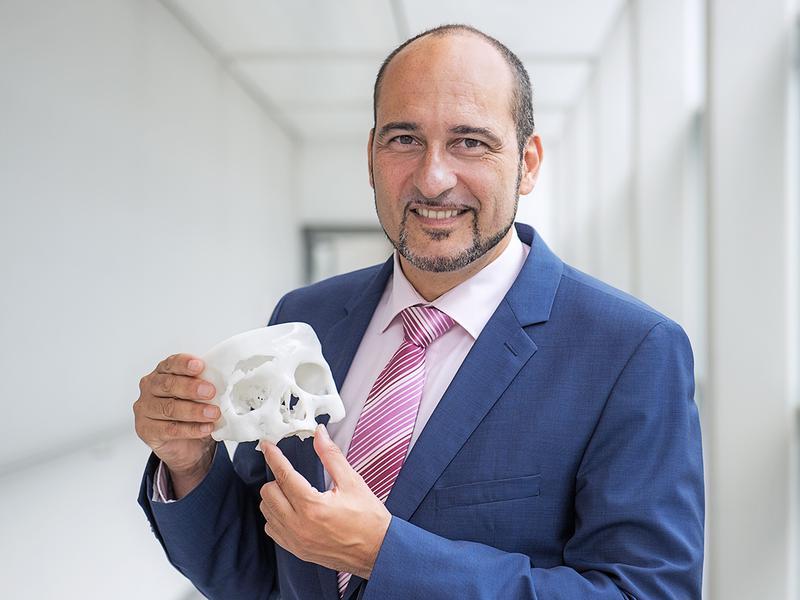 Prof. Dr. Bilal Al-Nawas