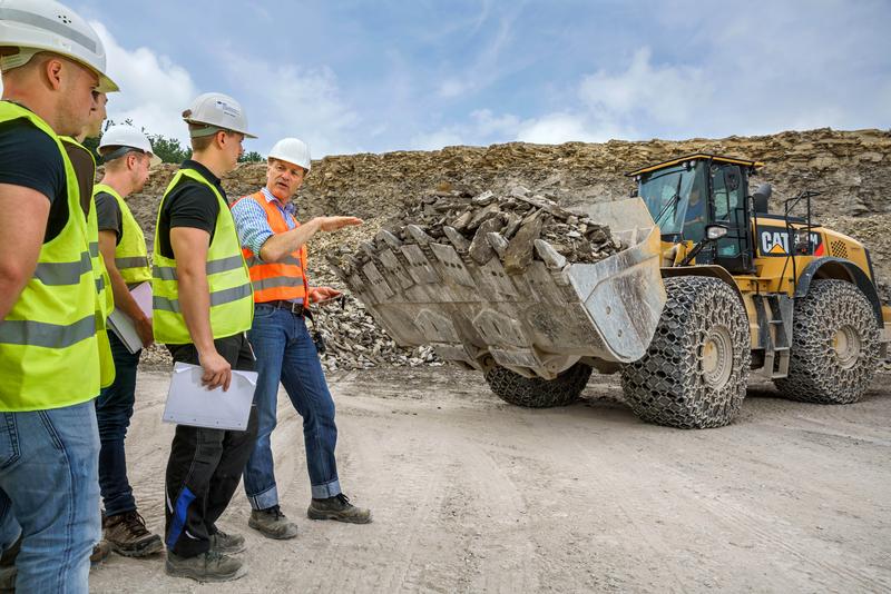 Studium „on the rocks“: Der neue Master-Studiengang „Mineral Resource and Process Engineering” bereitet bestens auf führende Tätigkeiten im Rohstoffsektor vor.