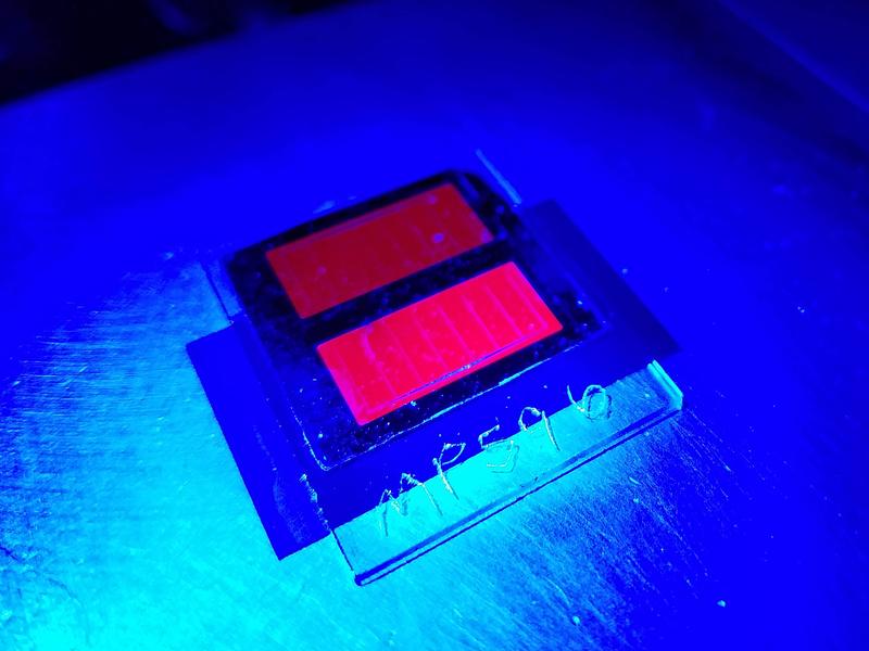 Mechanically stacked GaInP/GaAs//Si triple-junction solar cell with 35.4% conversion efficiency.