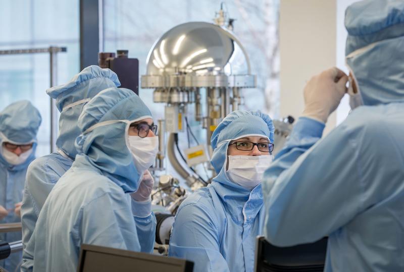 Führung durch das Zentrum für Mikro -und Nanotechnologien der TU Ilmenau