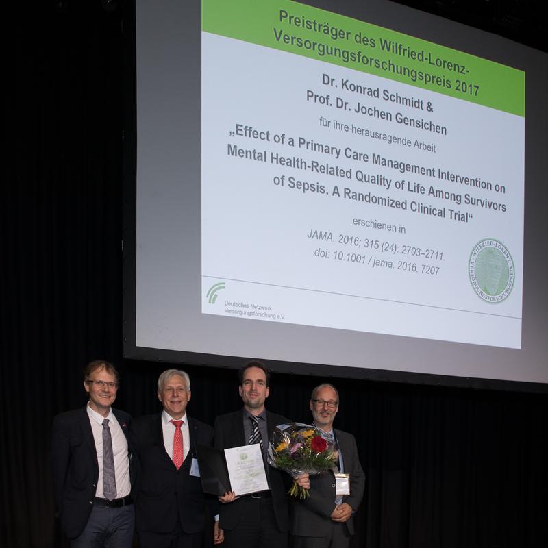 v.l.n.r. Prof. Jochen Schmitt, Prof. Edmund A.M. Neugebauer, Dr. Konrad Schmidt, Prof. Wolfgang Hoffmann