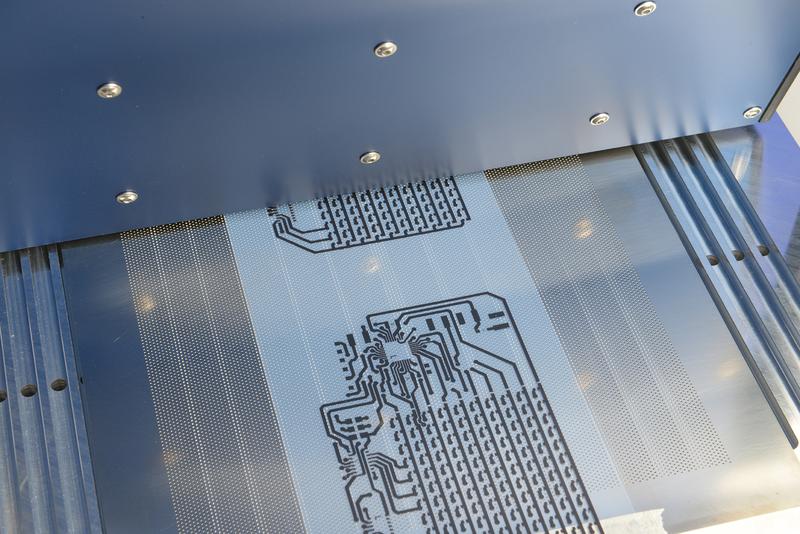Gedruckte Elektronik im kontinuierlichen Verfahren