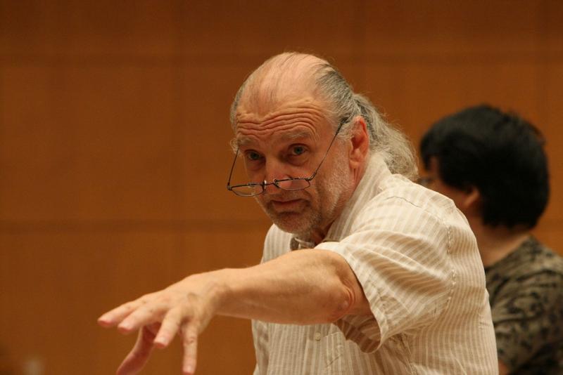 Erster Brecht-Gastprofessor an der Universität Leipzig: Musiktheaterregisseur Peter Konwitschny.