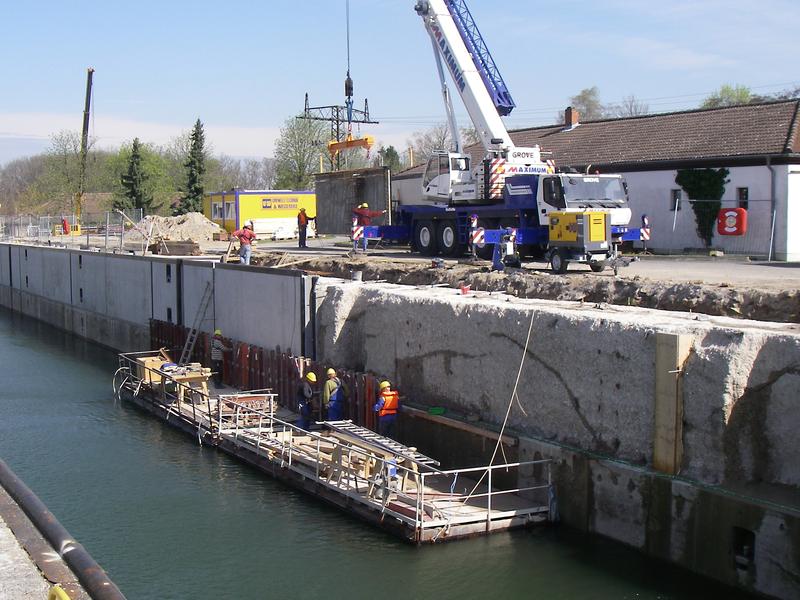 Instandsetzung unter Betrieb an der Schleuse Wedtlenstedt (Stichkanal Salzgitter)