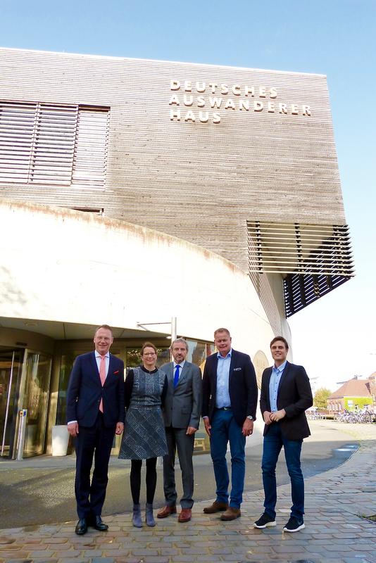 Die Mitglieder der Kalliope-Jury 2017 v.ln.r.: Dr. Jörg Verstl, Dr. Simone Eick, Prof. Dr. Hermann Parzinger, Matthias Ditzen-Blanke, Constantin Schreiber.