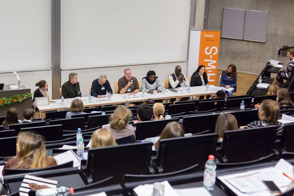 Podiumsdiskussion im Rahmen der International Social Work Week zum Thema “The Specific Role of Social Work in the Migration Field” (Die spezifische Rolle von Sozialarbeit im Migrationsbereich)  