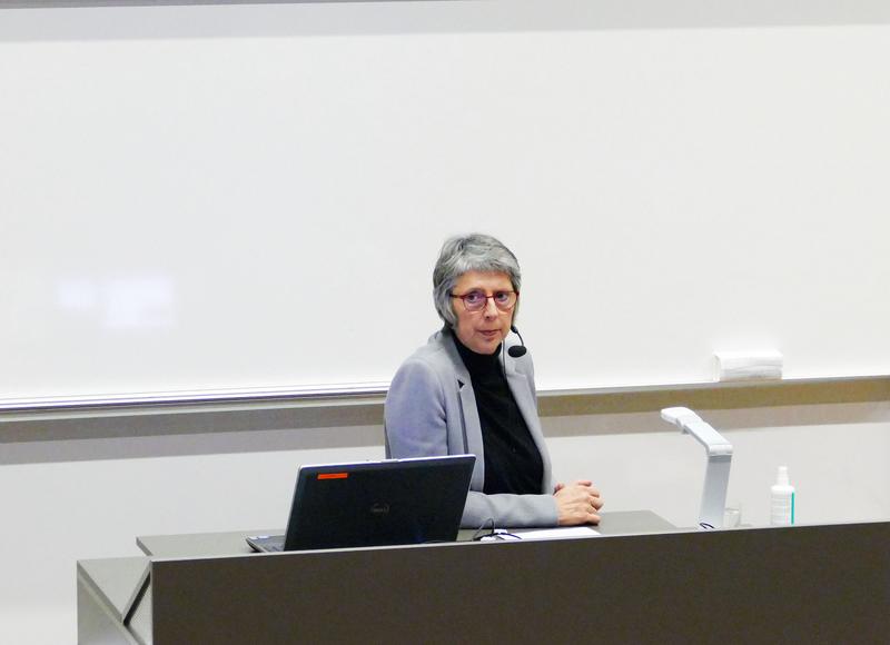 Die Professorin Gabriele Kawamura-Reindl konnte als Sozialarbeiterin an den Justizvollzugsanstalten in Aachen und Köln Erfahrungen sammeln. 