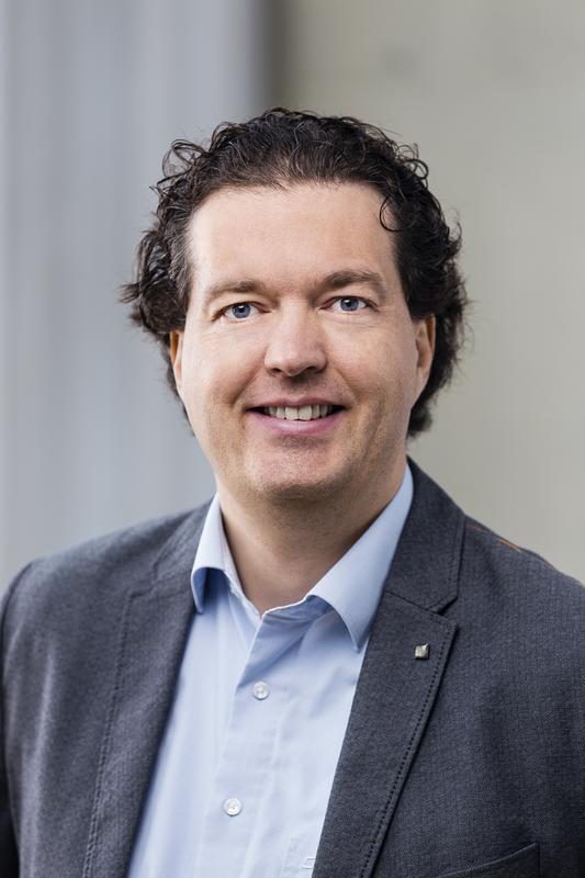 Prof. Dr. Ansgar Scherp ist wissenschaftlicher Koordinator des Projektes und Professor für Knowledge Discovery an der ZBW.