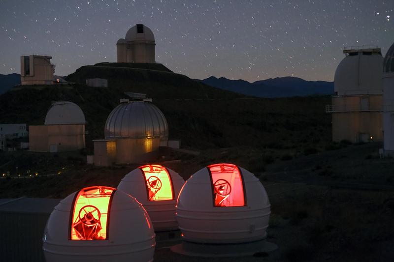 Die ExTrA-Teleskope auf La Silla.