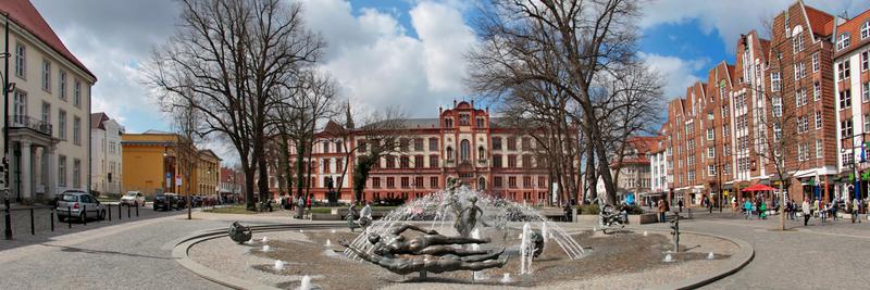 Hauptgebäude der Universität Rostock am Universitätsplatz, Foto: ITMZ