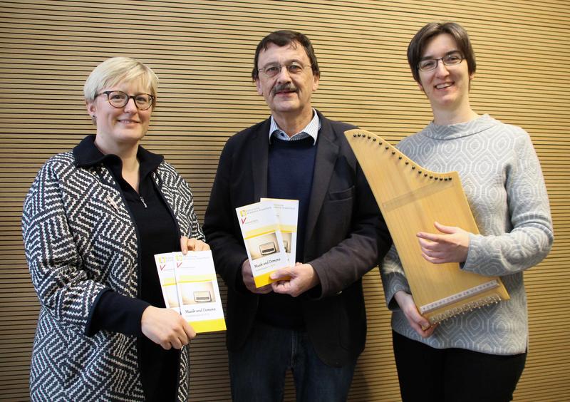 Stellten die gemeinsamen Angebote 2018 vor (v.l.): Hiemke Schmidt, Prof. Dr. Theo Hartogh und Dr.in Ulrike Kehrer. 