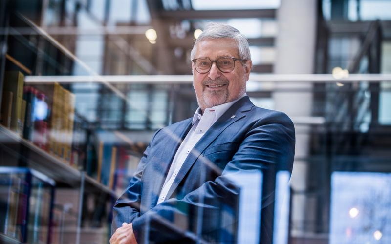 Prof. Eckhard Beyer hat das Fraunhofer IWS DD in den vergangenen 20 Jahren als Institutsleiter geprägt und zu einem international renommierten Kompetenzzentrum für Lasermaterialbearbeitung ausgebaut.