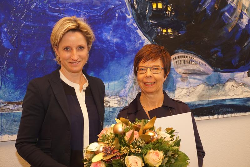 Wirtschaftsministerin Nicole Hoffmeister-Kraut und Dr. Petra Püchner am 20.12.2017 in Stuttgart