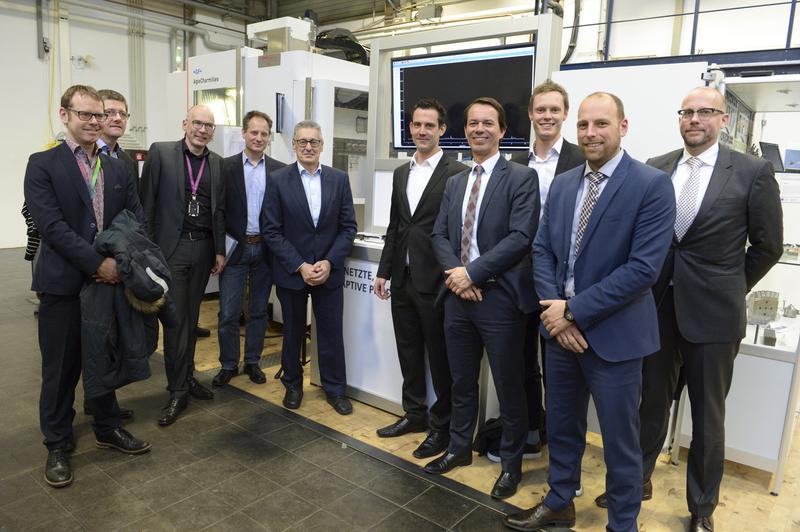 from left to right: Joe Wilke, Jan-Peter Meyer-Kahlen, Andreas Thuelig, Wolfgang Tonutti, Ronnie Leten, Dennis Grunert, Thomas Bergs, Erik Josefsson, Sascha Gierlings, Bernd Mellinghaus.