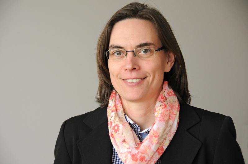 Professor Claudia Höbartner. 