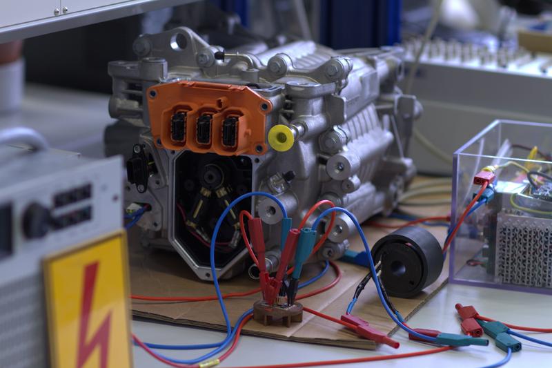 Der Elektromotor - eine fremderregte Synchronmaschine