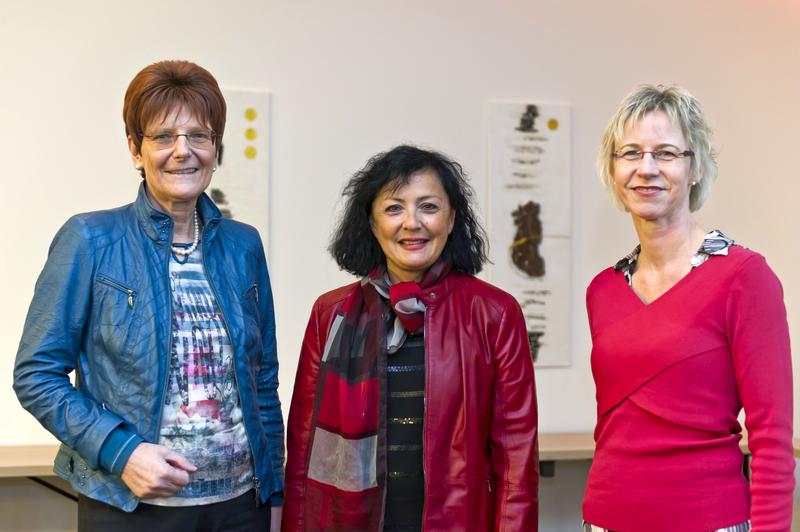 Von links: Prof. Dr. Hiltraud Casper-Hehne, Astrid Klinkert-Kittel und Petra Becker-Jörns.