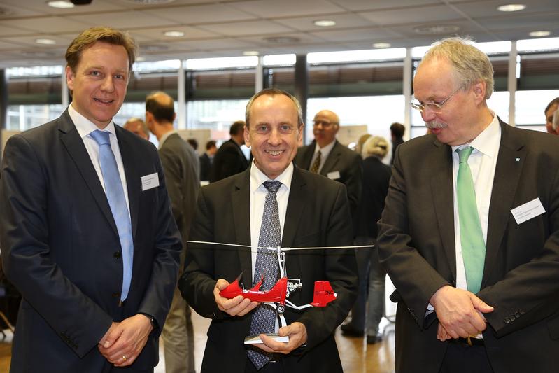 von links: Prof. Dr. Jens Bongartz, Prof. Dr. Konrad Wolf, Prof. Dr. Kristian Bosselmann-Cyran 