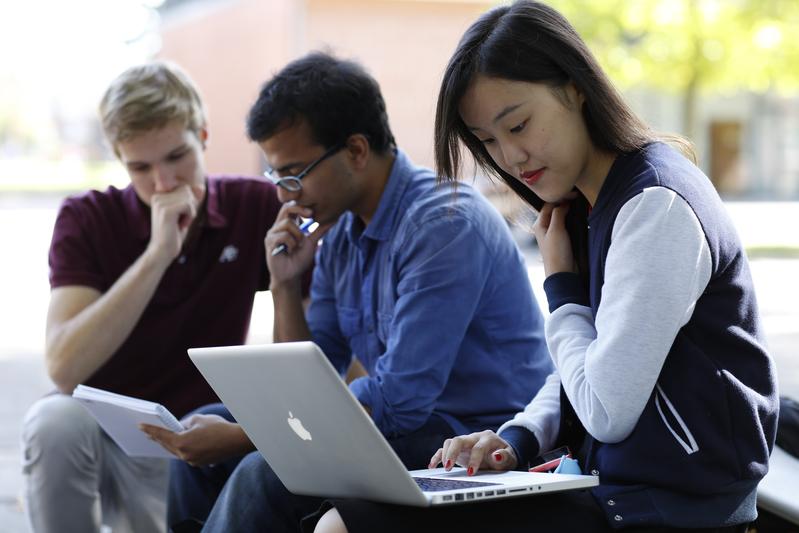 Welche Herausforderungen und Chancen birgt ein Psychologie-Studium? Davon können sich die Teilnehmer eines Workshops an der Jacobs University selbst ein Bild machen.