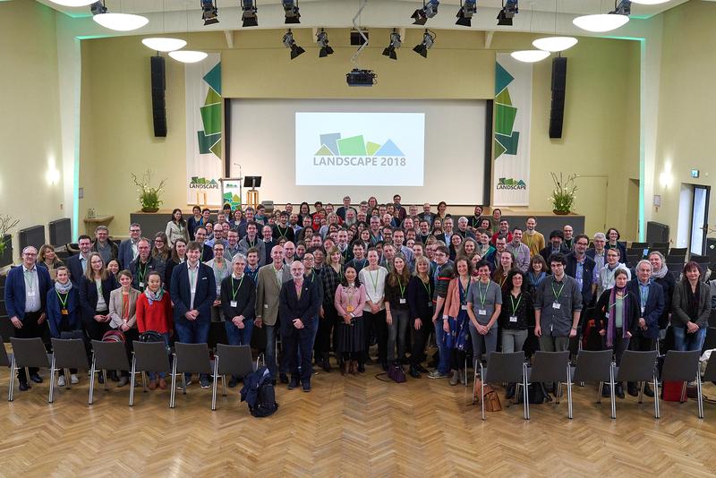 Teilnehmende der ersten internationalen Fachkonferenz „Landscape 2018“ in Berlin.