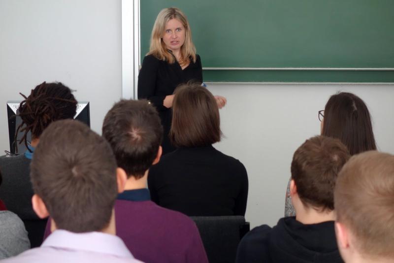 Viele große Bauvorhaben laufen durch fehlende gesellschaftliche Akzeptanz nicht nach Plan. In einem internationalen Workshop an der HWR Berlin wurden Ursachen analys