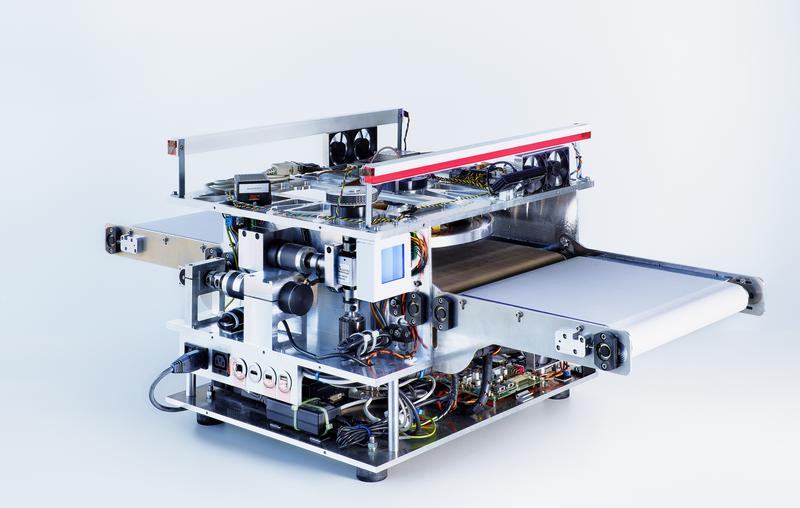 Der Hochfrequenz-Scanner SAMMI® des Fraunhofer FHR analysiert die Qualität 3D-gedruckter Hochfrequenzstrukturen.