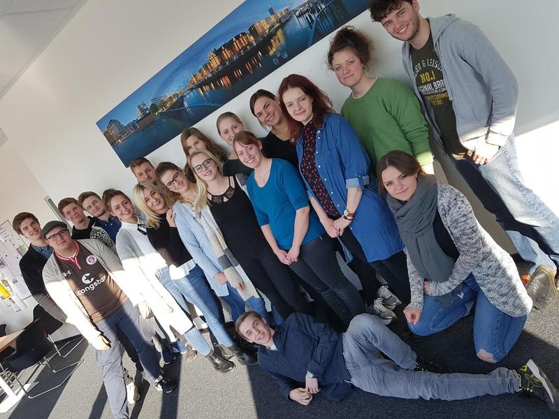 Gruppenfoto der Teilnehmer