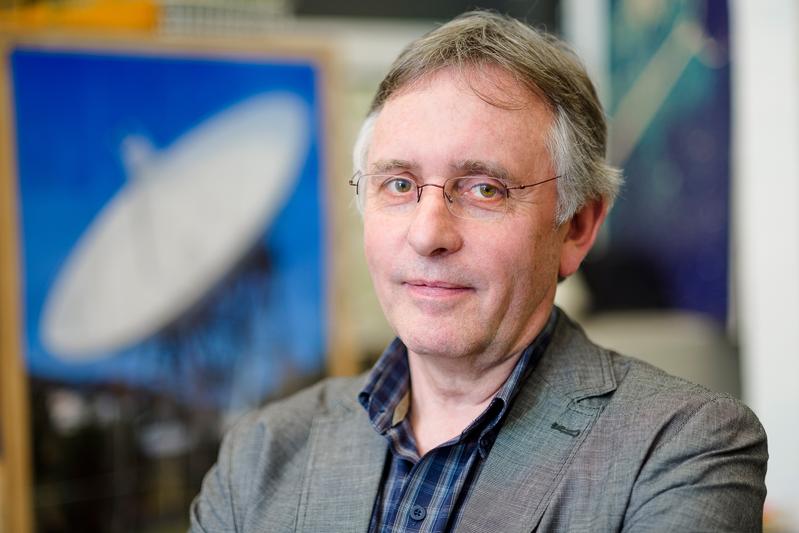 Ralf-Jürgen Dettmar leitet an der RUB den Lehrstuhl für Astronomie.