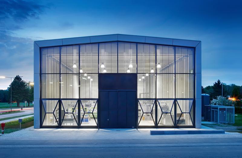 In der ETA-Fabrik an der TU Darmstadt werden Energieströme, Gebäude und Produktionsprozesse umfassend vernetzt.