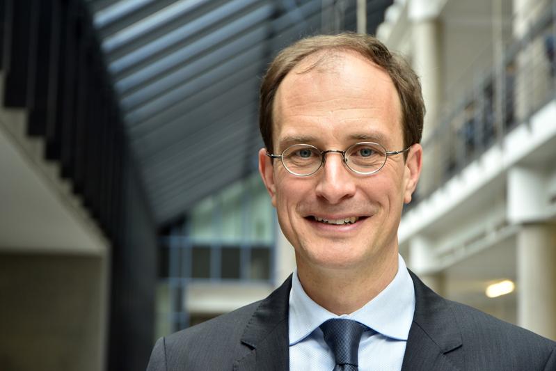 Prof. Dr. Thomas Kleinlein ist neuer Lehrstuhlinhaber für Öffentliches Recht, Europarecht und Völkerrecht der Friedrich-Schiller-Universität Jena.