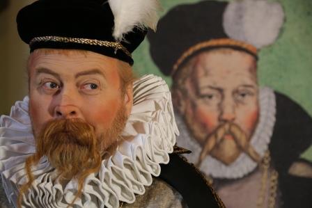 Einer der Hauptakteure war der Volkstheaterschauspieler Steffen Schreier, als der berühmte mit Rostock verbundene Astronom Tycho Brahe. 