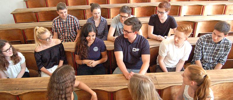 Tandem-Tage an der Uni: Schüler fragen Studierende der Uni Würzburg. 