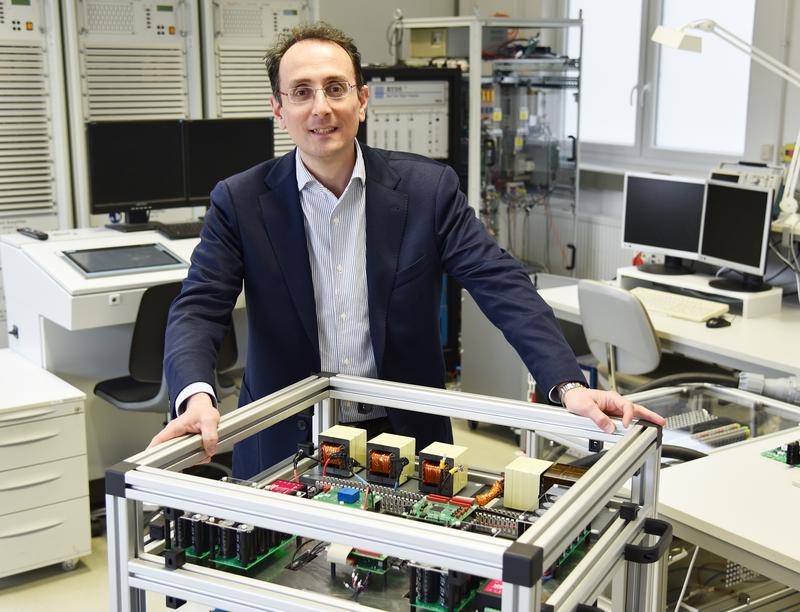 A research team around Marco Liserre, Professor of power electronics, has developed the prototype of a smart transformer that regulates the power flow.  