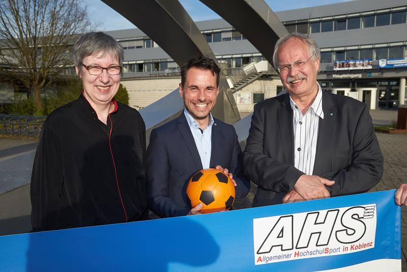 von links - Prof. Dr. Kallenrode, David Langner und Prof. Dr. Bosselmann-Cyran 