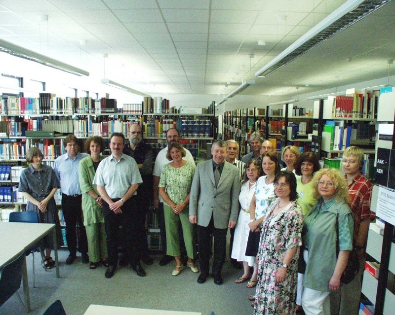 Bibliotheksleiterin Ingrid Tönges und MFH-Rektor Prof.Dr. Michael Teusner begrüßten die Leiterinnen und Leiter der NRW-Fachhochschulbibliotheken in Hagen