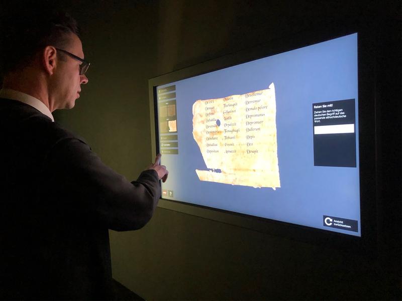 Touchscreen in der Ausstellung