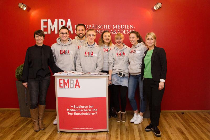 Das EMBA-Team lädt auf den Campus in Hamburg