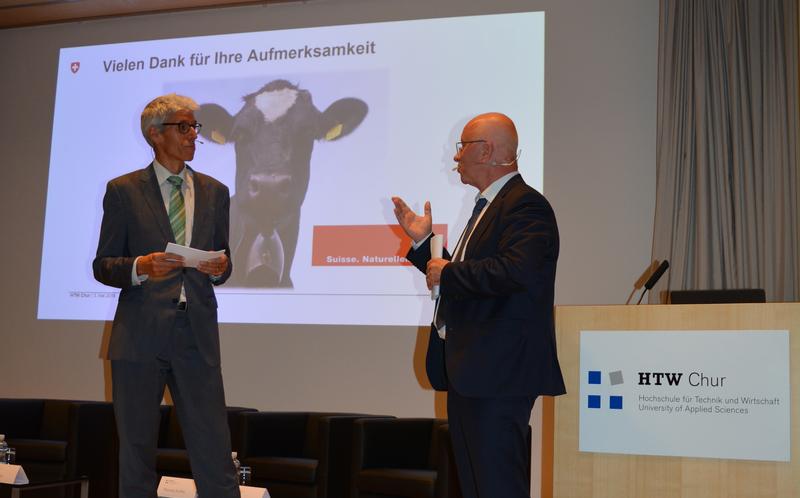 Bernard Lehmann, Direktor des Bundesamts für Landwirtschaft BLW, im Gespräch mit Peter Moser, Professor der HTW Chur
