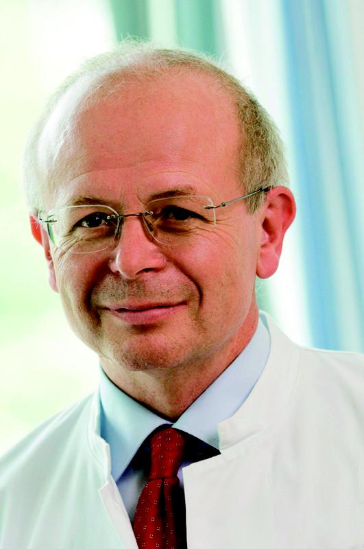 Professor Dr. Wolfgang Herzog, Ärztlicher Direktor der Universitätsklinik für Allgemeine Innere Medizin und Psychosomatik und seit vier Jahren Dekan der Medizinischen Fakultät Heidelberg.